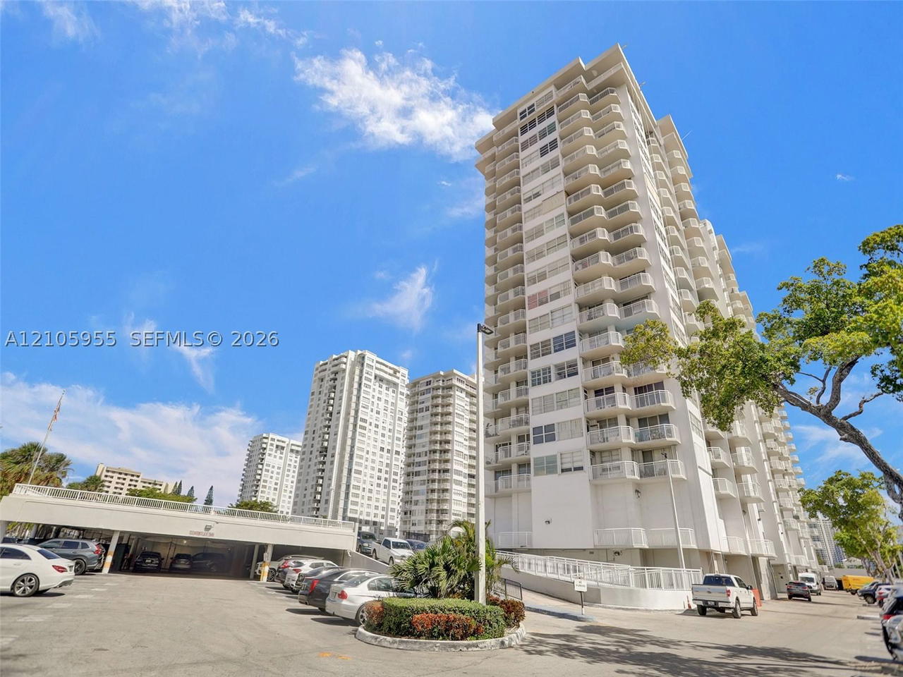 Real estate property located at 18011 Biscayne Blvd #1904, Miami-dade, Del Prado Marina, Aventura, FL