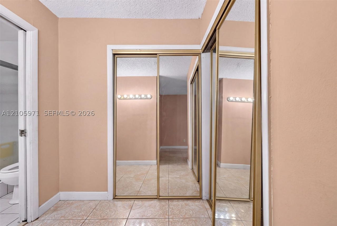 Real estate property located at 6604 Coconut Dr, Broward, Miramar Isles Sec 3, Miramar, FL