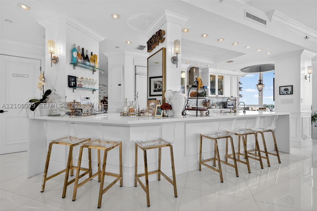 Real estate property located at 1000 Island Blvd PH9, Miami-dade, 1000 Isl Blvd Williams Is, Aventura, FL
