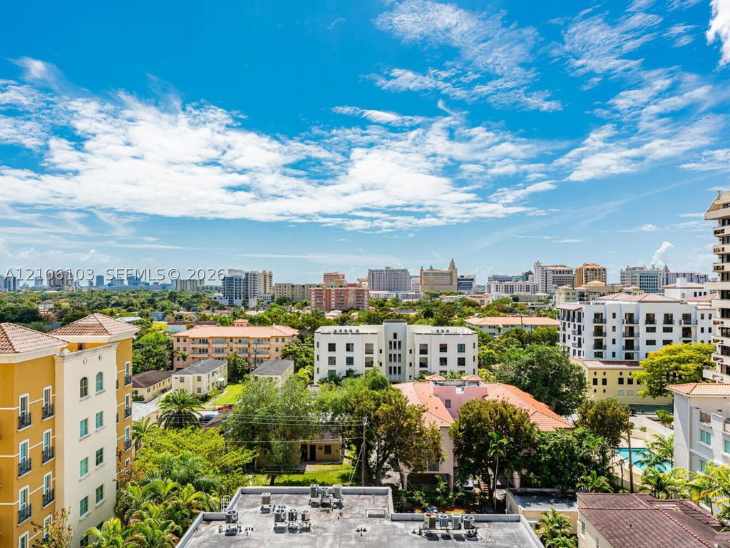 Real estate property located at 888 Douglas Rd #602, Miami-dade, Puerta De Palmas Condo, Coral Gables, FL