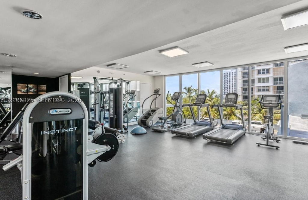 Real estate property located at 1881 79th St Cswy #404, Miami-dade, The Bridgewater Condo, North Bay Village, FL