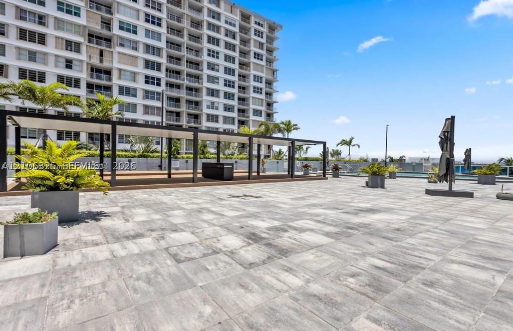 Real estate property located at 1881 79th St Cswy #404, Miami-dade, The Bridgewater Condo, North Bay Village, FL