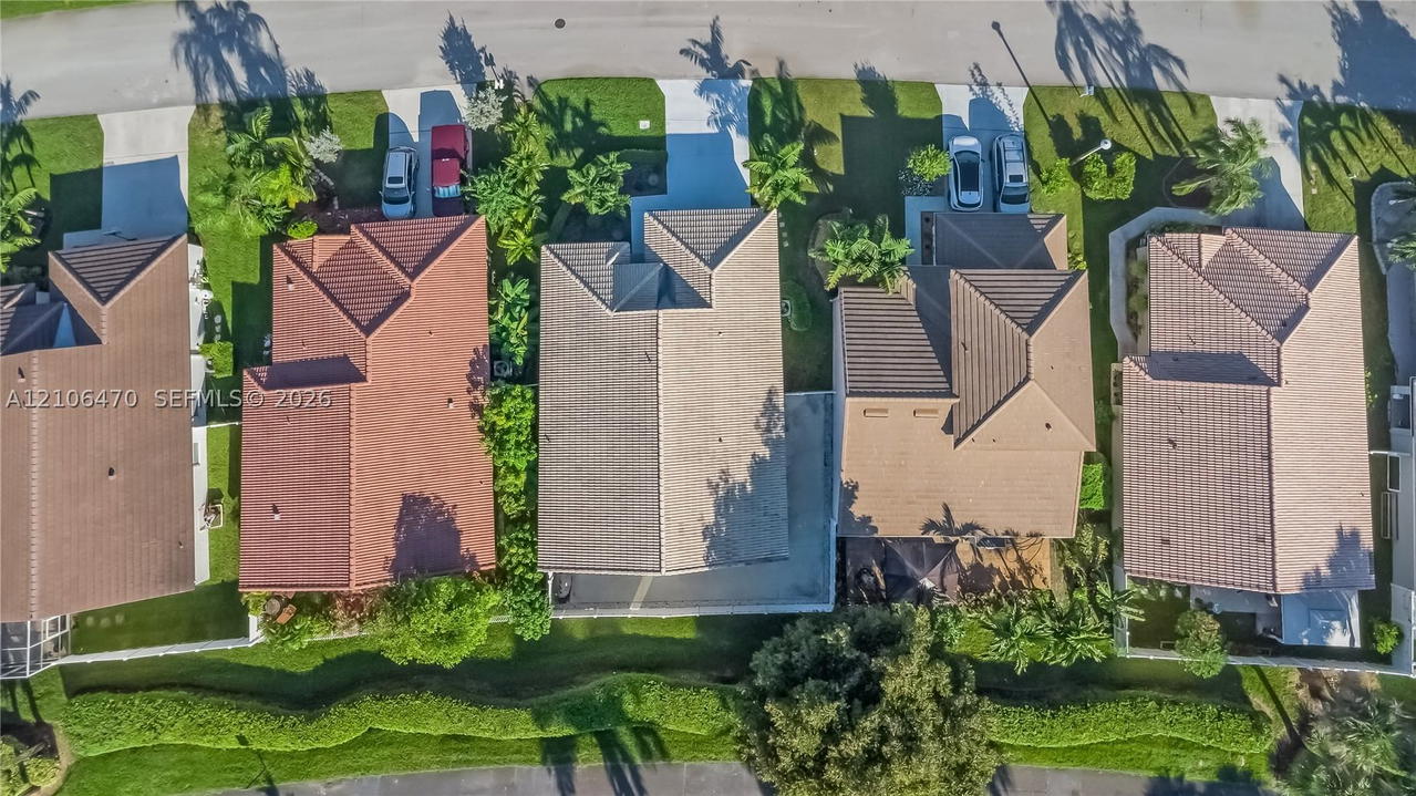 Real estate property located at 341 182nd Way, Broward, Silver Lakes At Pembroke, Pembroke Pines, FL