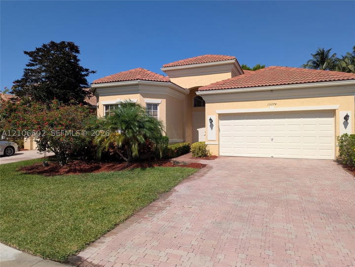 Real estate property located at 15274 Fiorenza Cir, Palm Beach, Vizcaya 4, Delray Beach, FL