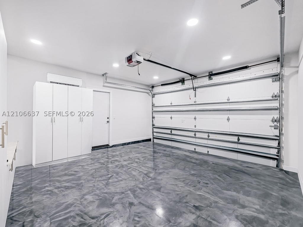Real estate property located at 1020 5th Ct, Broward, Rio Vista C J Hectors Res, Fort Lauderdale, FL