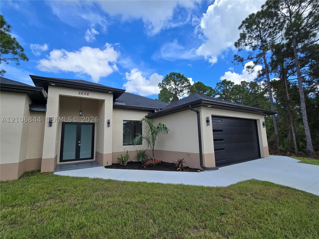Real estate property located at 2606 43rd St W, Lee, Lehigh Acres, Lehigh Acres, FL