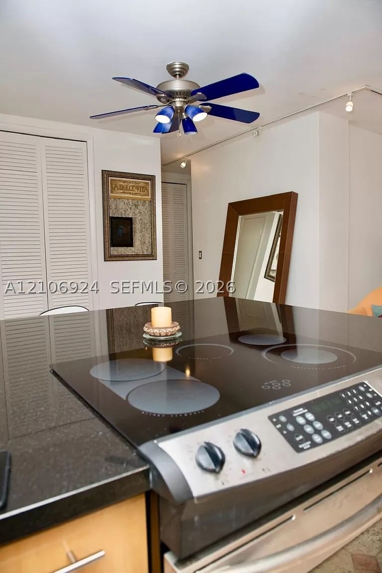 Real estate property located at 1420 Pennsylvania Ave #210, Miami-dade, Penn Manor Condo, Miami Beach, FL