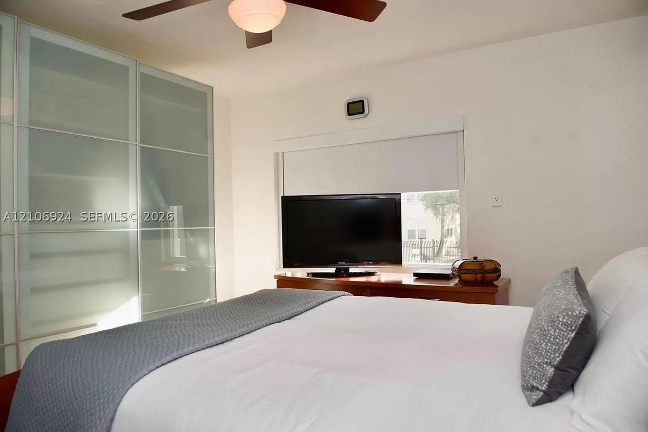 Real estate property located at 1420 Pennsylvania Ave #210, Miami-dade, Penn Manor Condo, Miami Beach, FL