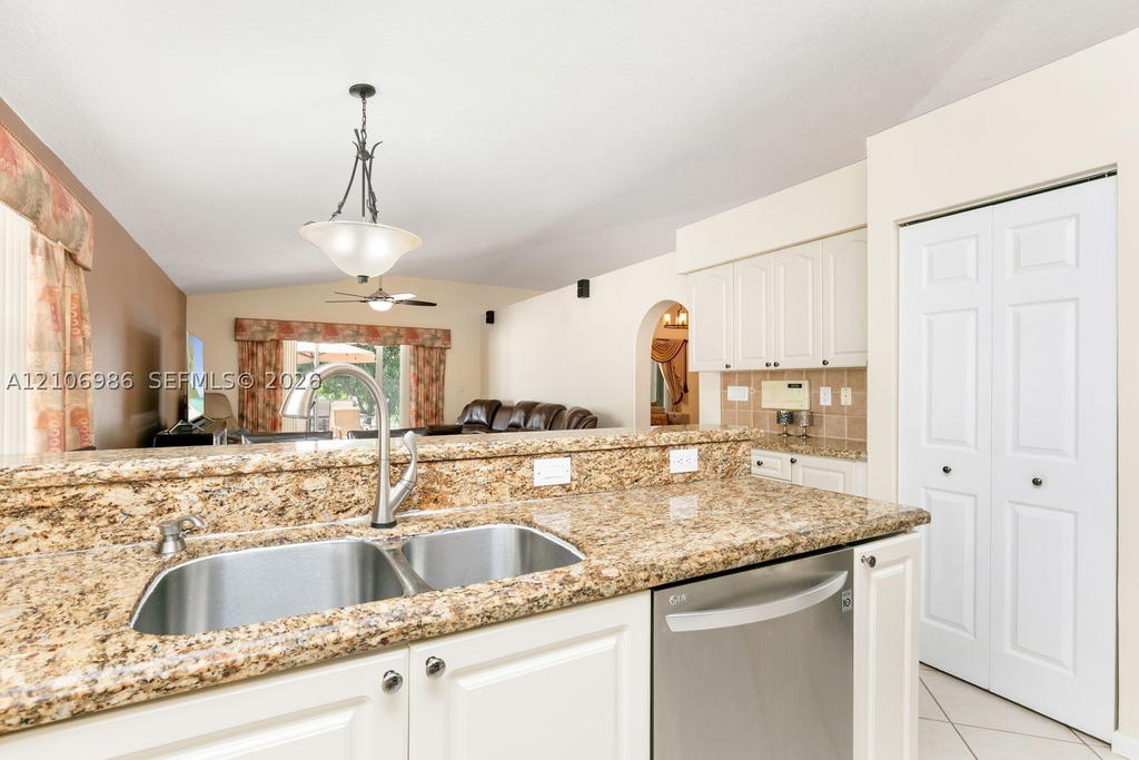 Real estate property located at 3801 147th Ave, Broward, Windsor Palms, Miramar, FL