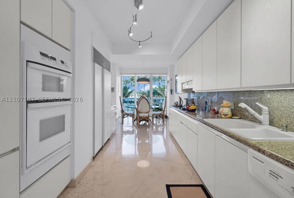 Real estate property located at 9601 Collins Ave #403, Miami-dade, Majestic Tower, Bal Harbour, FL