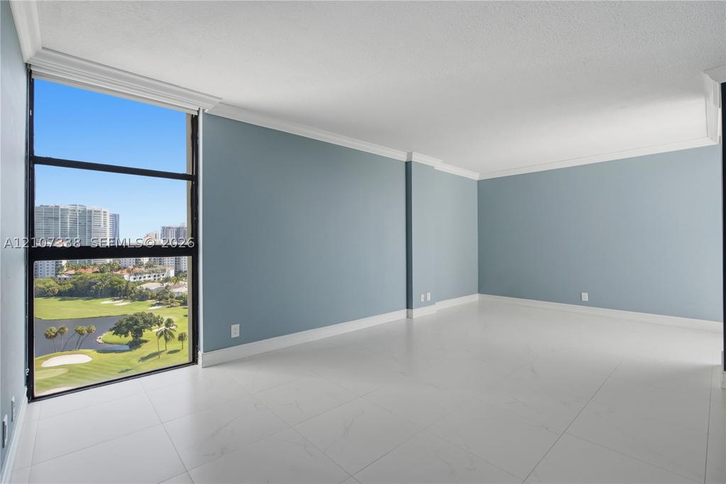 Real estate property located at 20355 34th Ct #1824, Miami-dade, Delvista Towers Condo, Aventura, FL