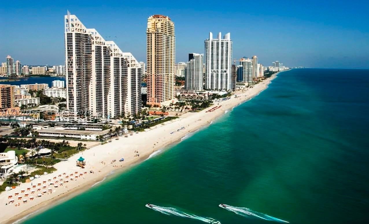 Real estate property located at 210 172nd St #542, Miami-dade, Avila South Condo, Sunny Isles Beach, FL