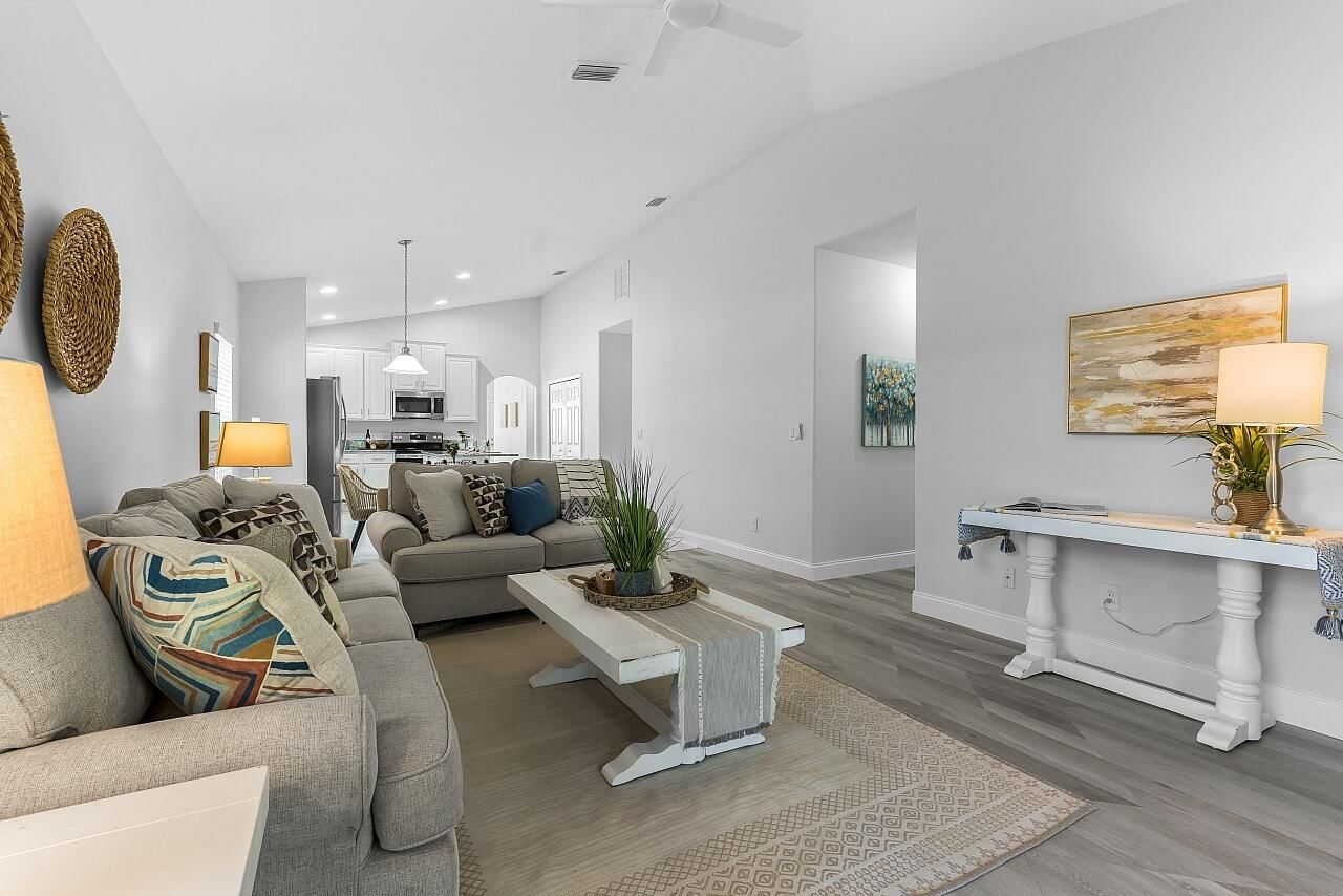 Real estate property located at 535 Valencia, Indian River, Citrus Springs Village, Vero Beach, FL, US