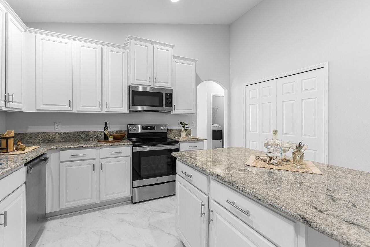 Real estate property located at 535 Valencia, Indian River, Citrus Springs Village, Vero Beach, FL, US