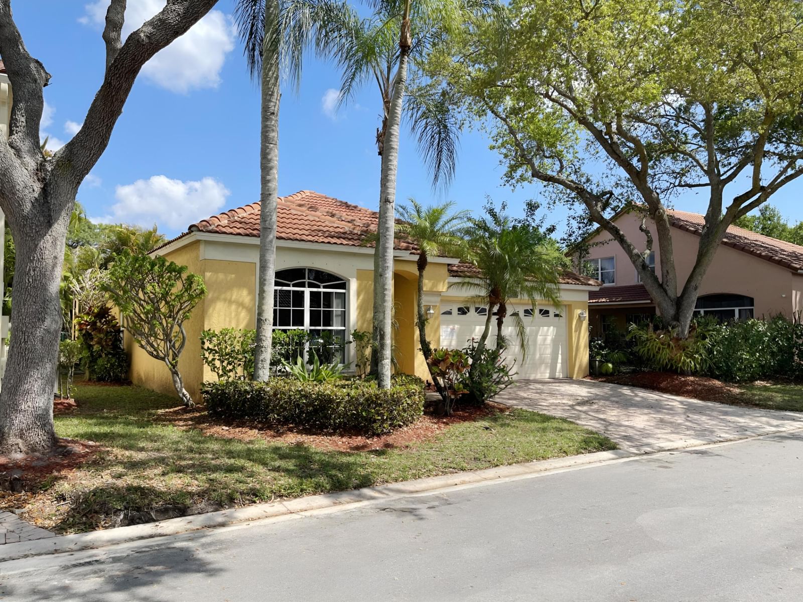 Real estate property located at 5338 Edenwood, Palm Beach, Woodbine Par E, Riviera Beach, FL, US