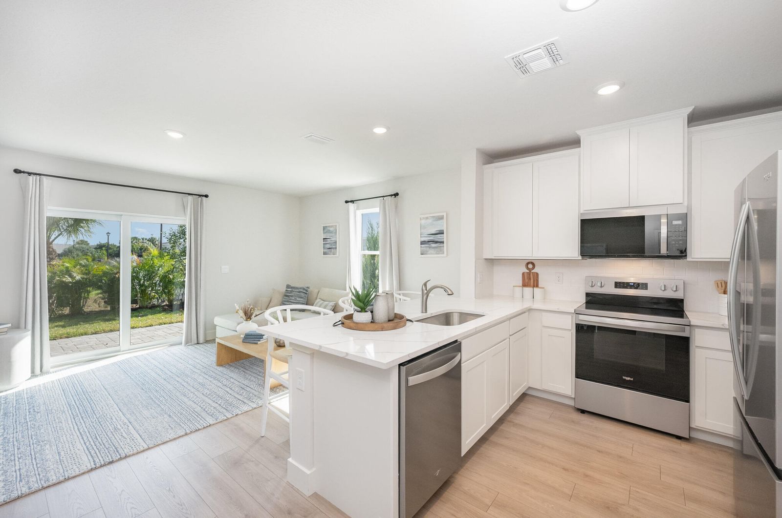 Real estate property located at 8172 Cobblestone, St Lucie, Creekside Plat No. 6, Fort Pierce, FL, US