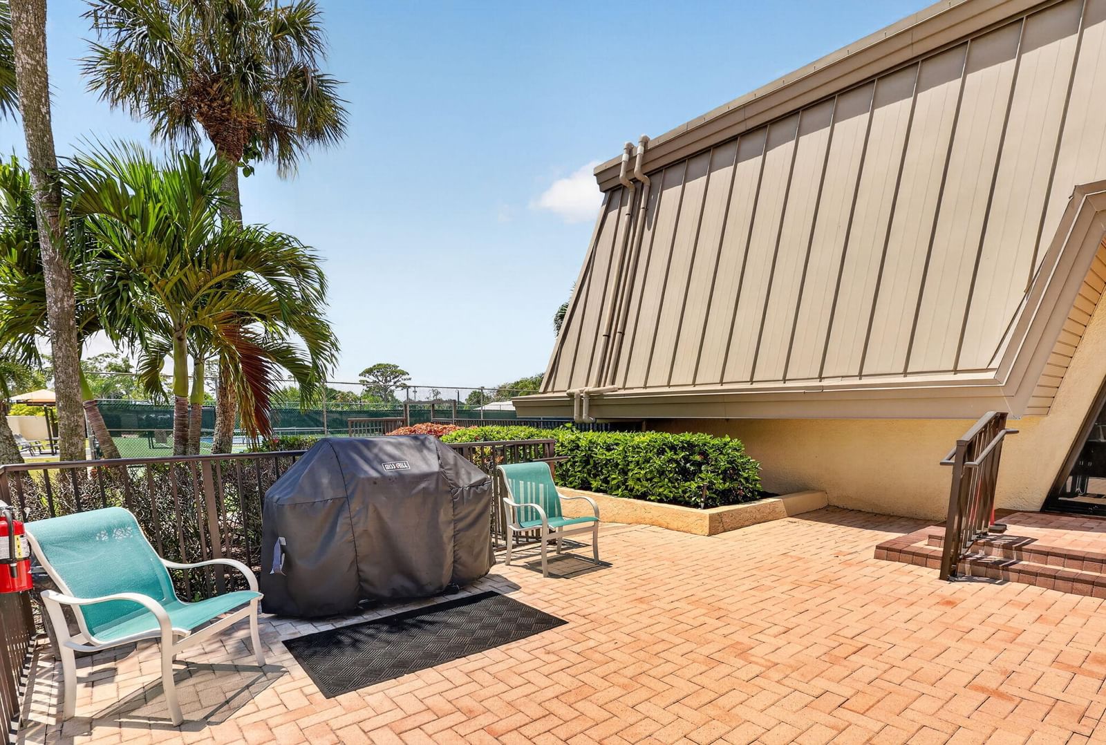 Real estate property located at 1800 Saint Lucie #11-203, Martin, Conquistador Condo, Stuart, FL, US