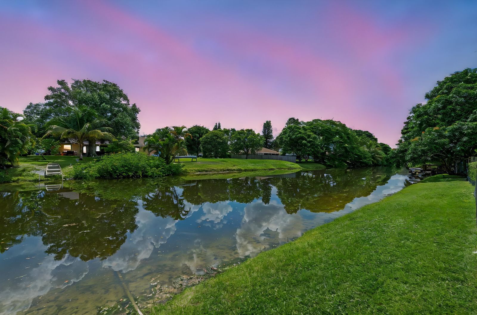 Real estate property located at 1288 Waterway Cove, Palm Beach, Waterway Cove Of Wellingto, Wellington, FL, US