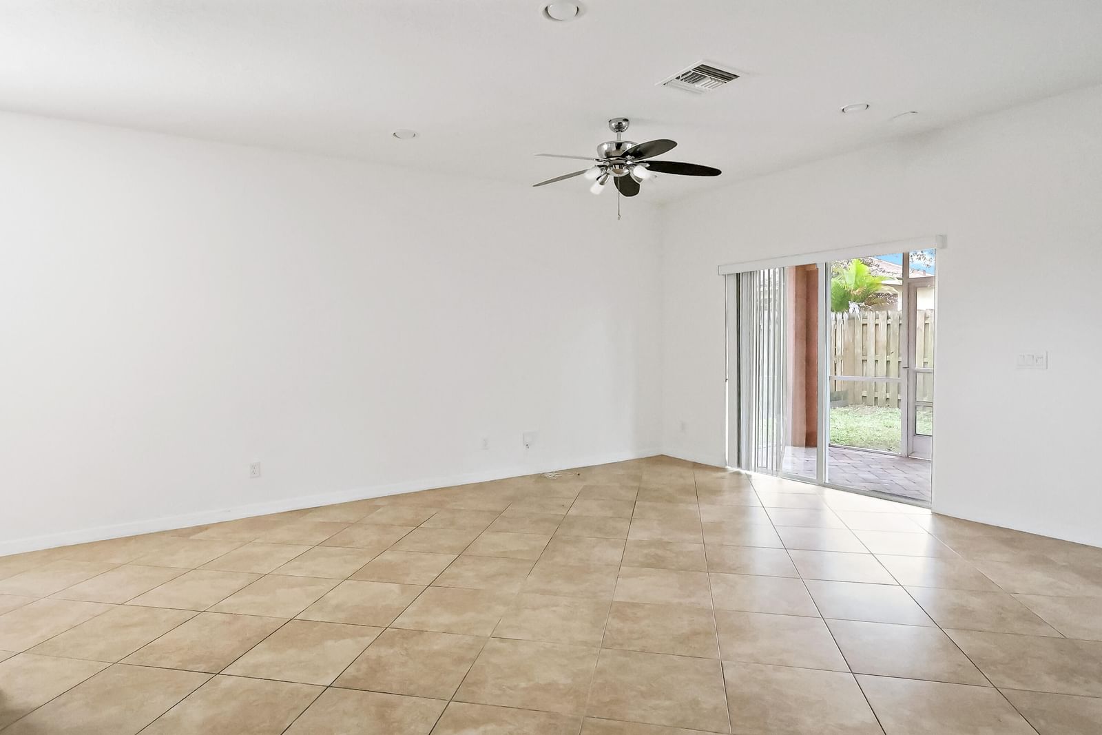 Real estate property located at 9323 Breakers Row, St Lucie, Palm Breezes Club, Fort Pierce, FL, US