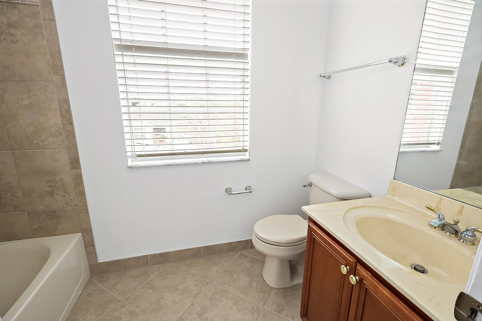 Real estate property located at 9323 Breakers Row, St Lucie, Palm Breezes Club, Fort Pierce, FL, US