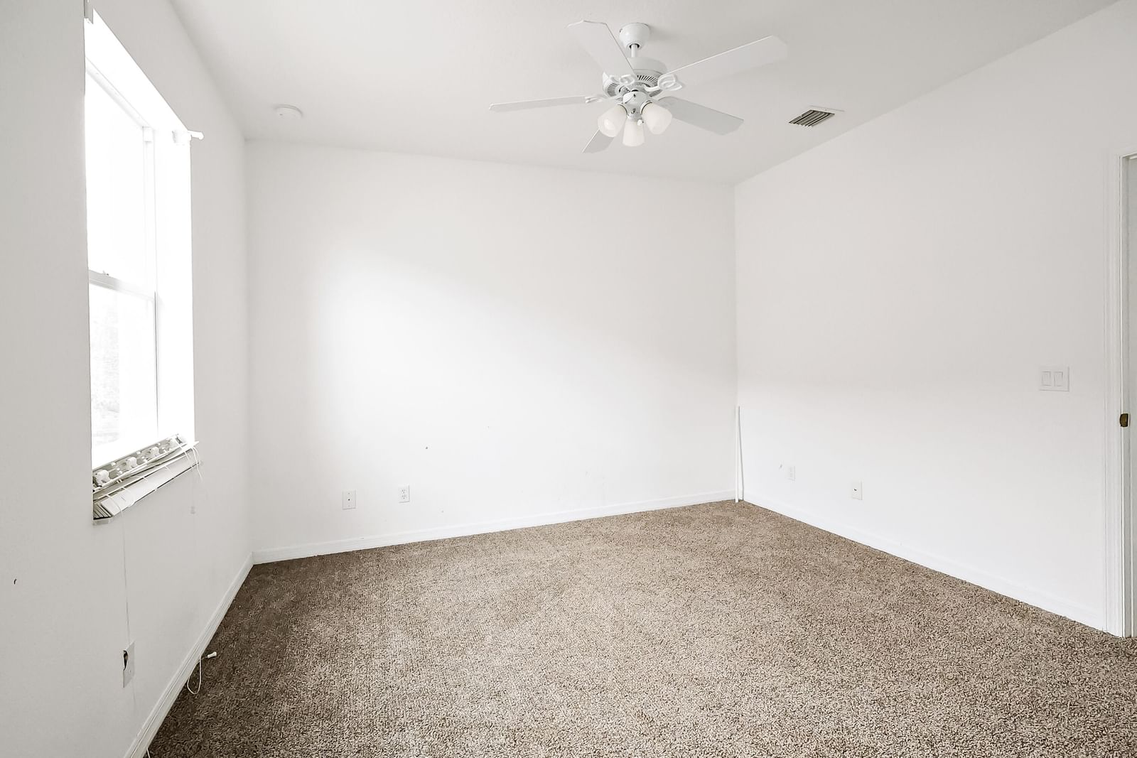 Real estate property located at 9323 Breakers Row, St Lucie, Palm Breezes Club, Fort Pierce, FL, US