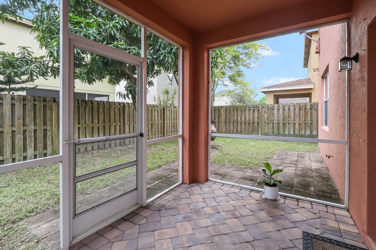 Real estate property located at 9323 Breakers Row, St Lucie, Palm Breezes Club, Fort Pierce, FL, US