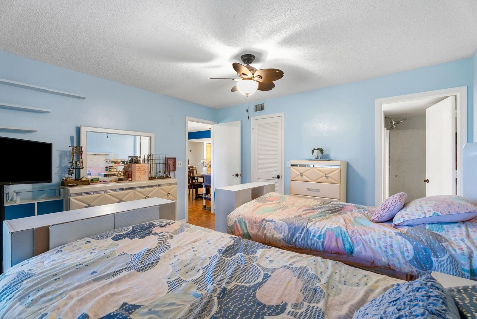 Real estate property located at 1201 Parkview G4, Martin, Parkview Condo, Stuart, FL, US