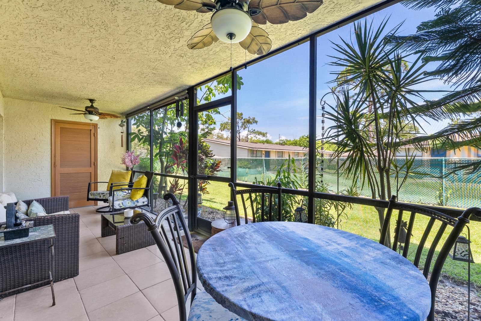 Real estate property located at 1201 Parkview G4, Martin, Parkview Condo, Stuart, FL, US