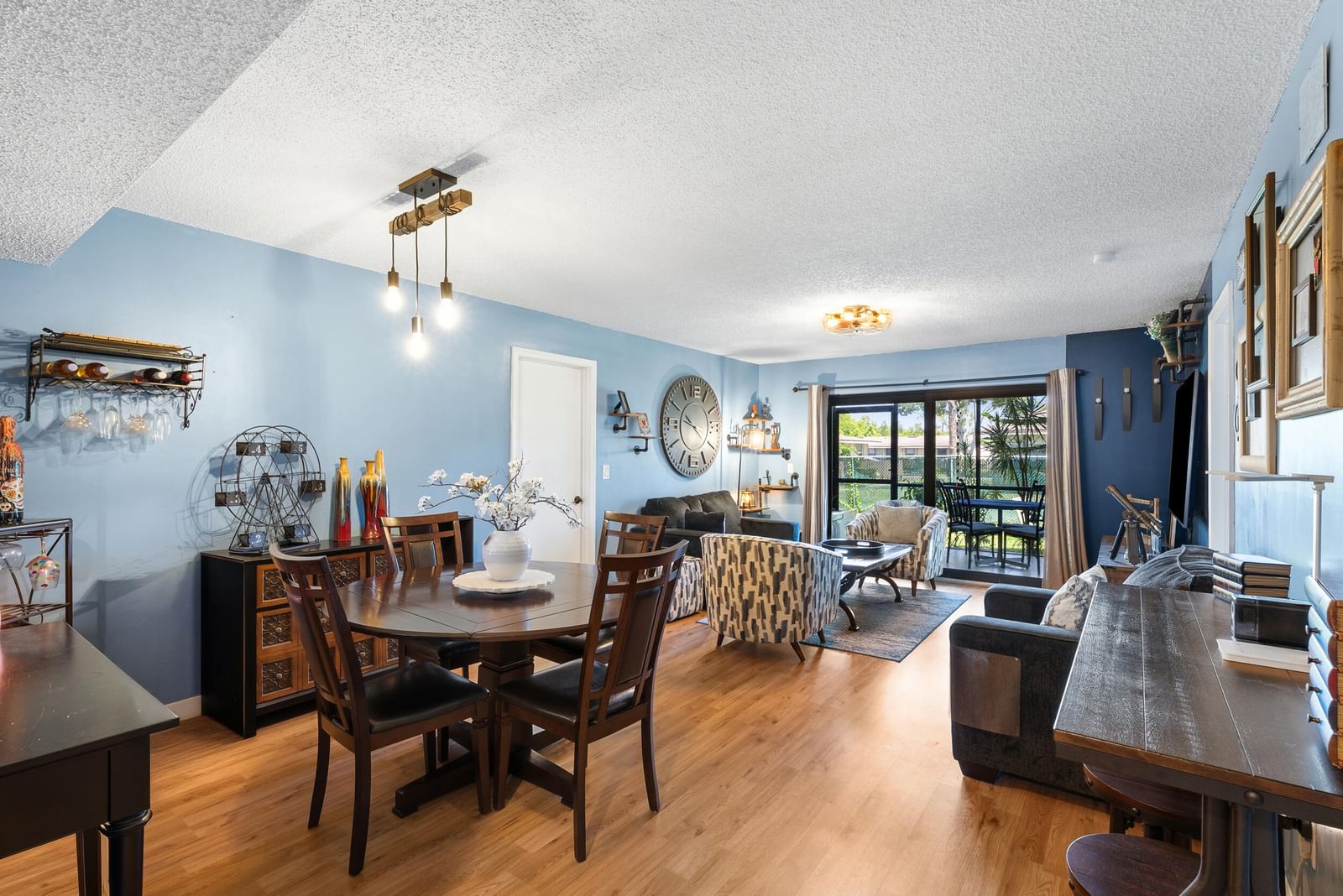 Real estate property located at 1201 Parkview G4, Martin, Parkview Condo, Stuart, FL, US