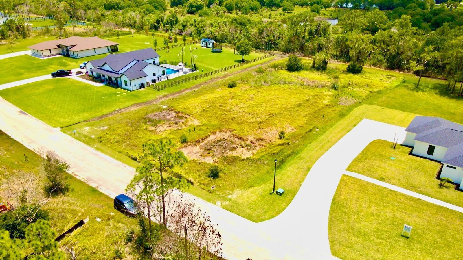 Real estate property located at 10627 Lighter Wood, St Lucie, Pine Hollow Units Three &, Fort Pierce, FL, US