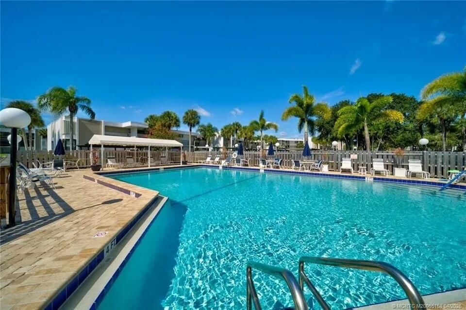 Real estate property located at 1950 Palm City #13-301, Martin, Circle Bay Yacht Club Cond, Stuart, FL, US