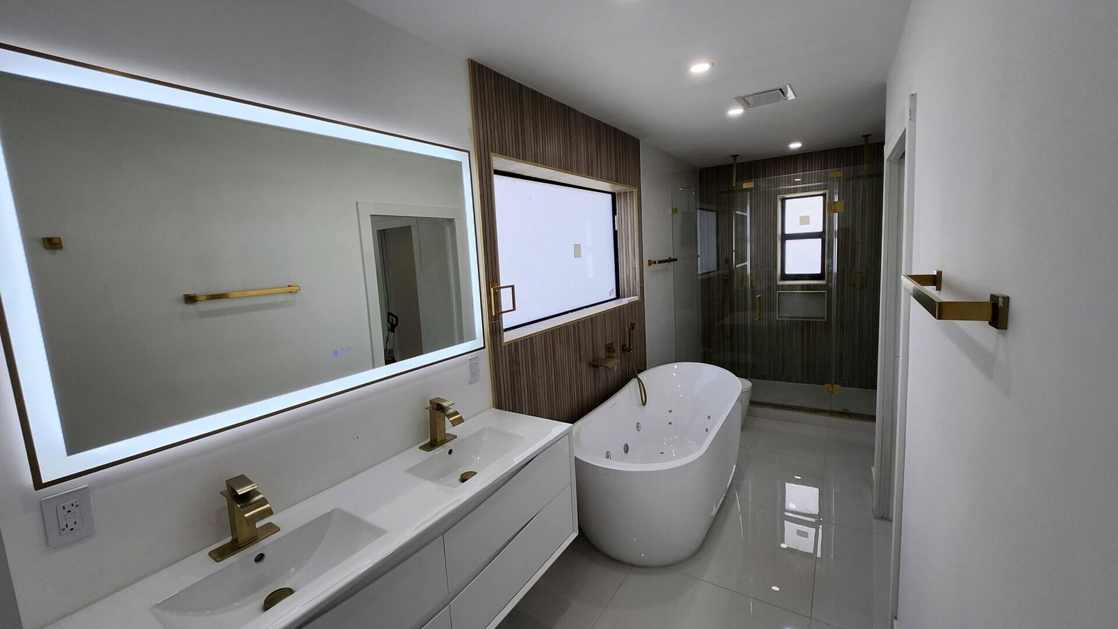 Real estate property located at 1275 200th, Miami-dade, Mansionette Homes Sec 2, Miami, FL, US