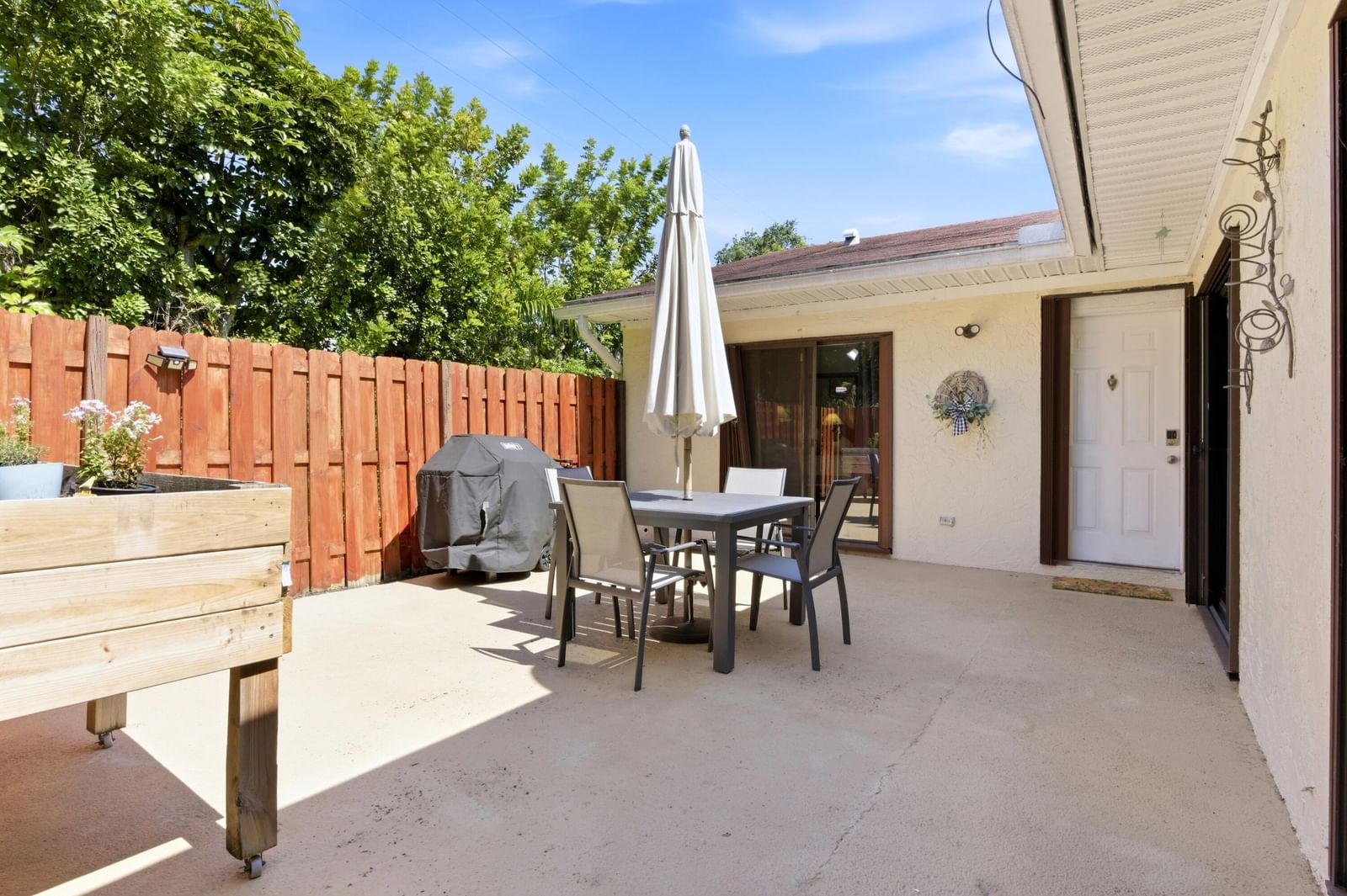 Real estate property located at 4353 Woodstock B, Palm Beach, Westchester Townhouses, West Palm Beach, FL, US