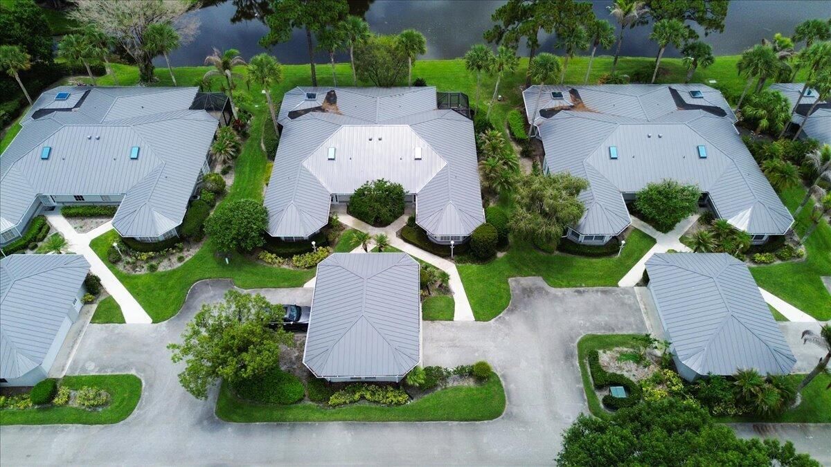Real estate property located at 7338 Pine Creek, St Lucie, Pine Creek Town Homes Phas, Port St Lucie, FL, US