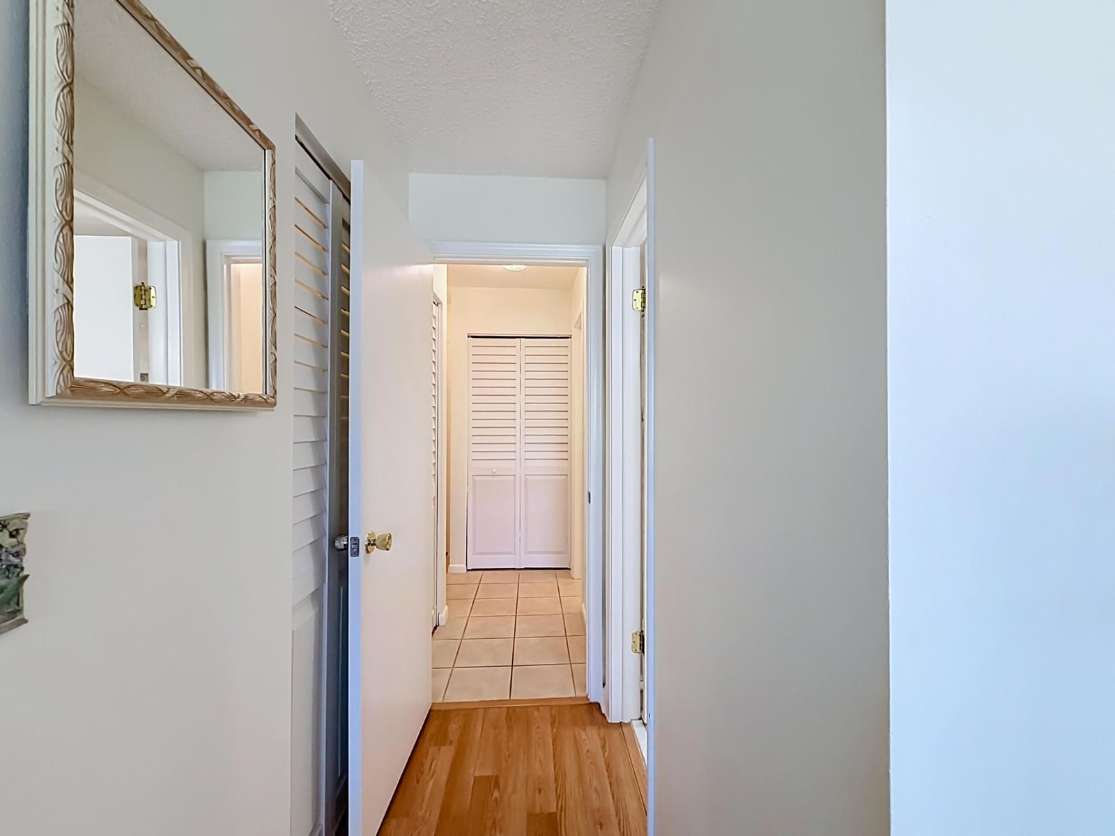 Real estate property located at 12 Colonial Club #202, Palm Beach, Colonial Club Condo Sec 2, Boynton Beach, FL, US