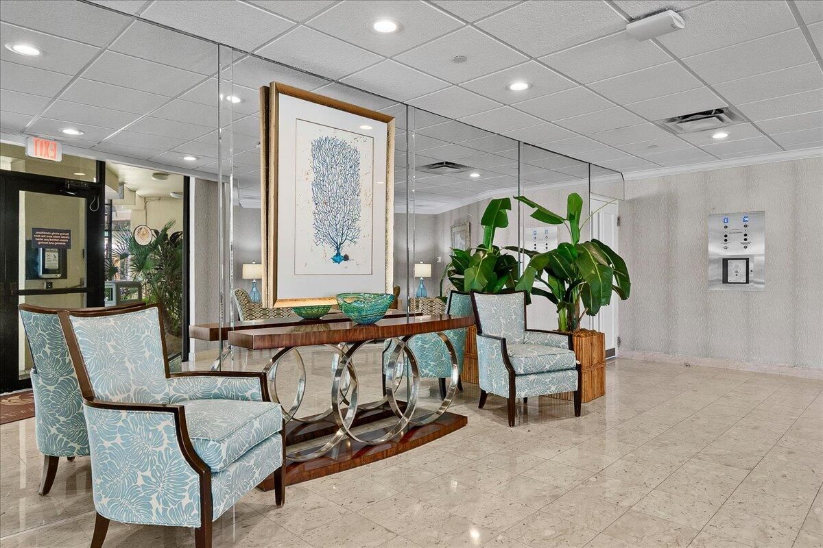 Real estate property located at 2800 Ocean A-18c, Palm Beach, Phoenix Towers Condo, Riviera Beach, FL, US