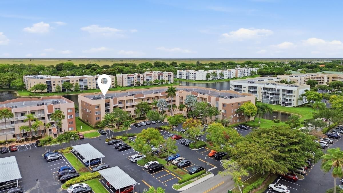Real estate property located at 7649 Granville #301, Broward, Granville Condominium, Tamarac, FL, US