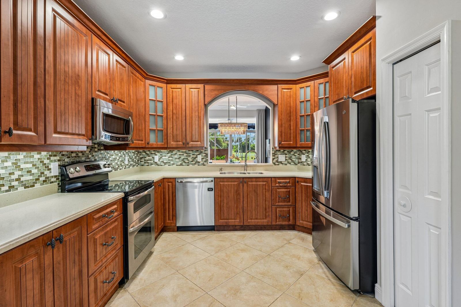 Real estate property located at 692 Palm Aire, Broward, Palm Aire Oaks Course Esta, Pompano Beach, FL, US