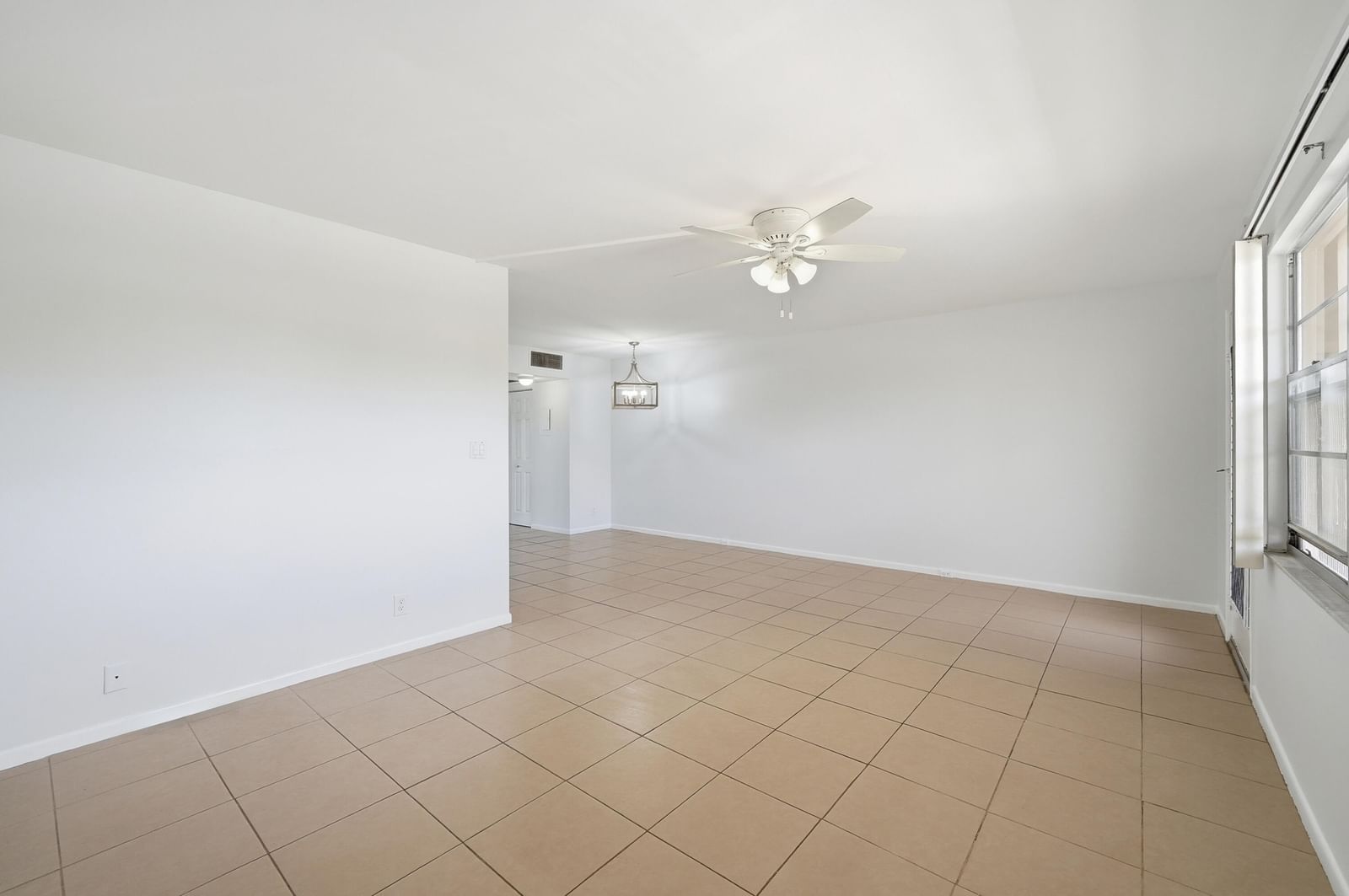 Real estate property located at 2401 Antigua J3, Broward, Antigua Village Ii A Condo, Coconut Creek, FL, US
