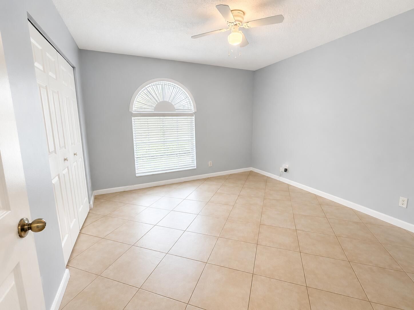 Real estate property located at 10325 48th, Broward, Brookside, Coral Springs, FL, US