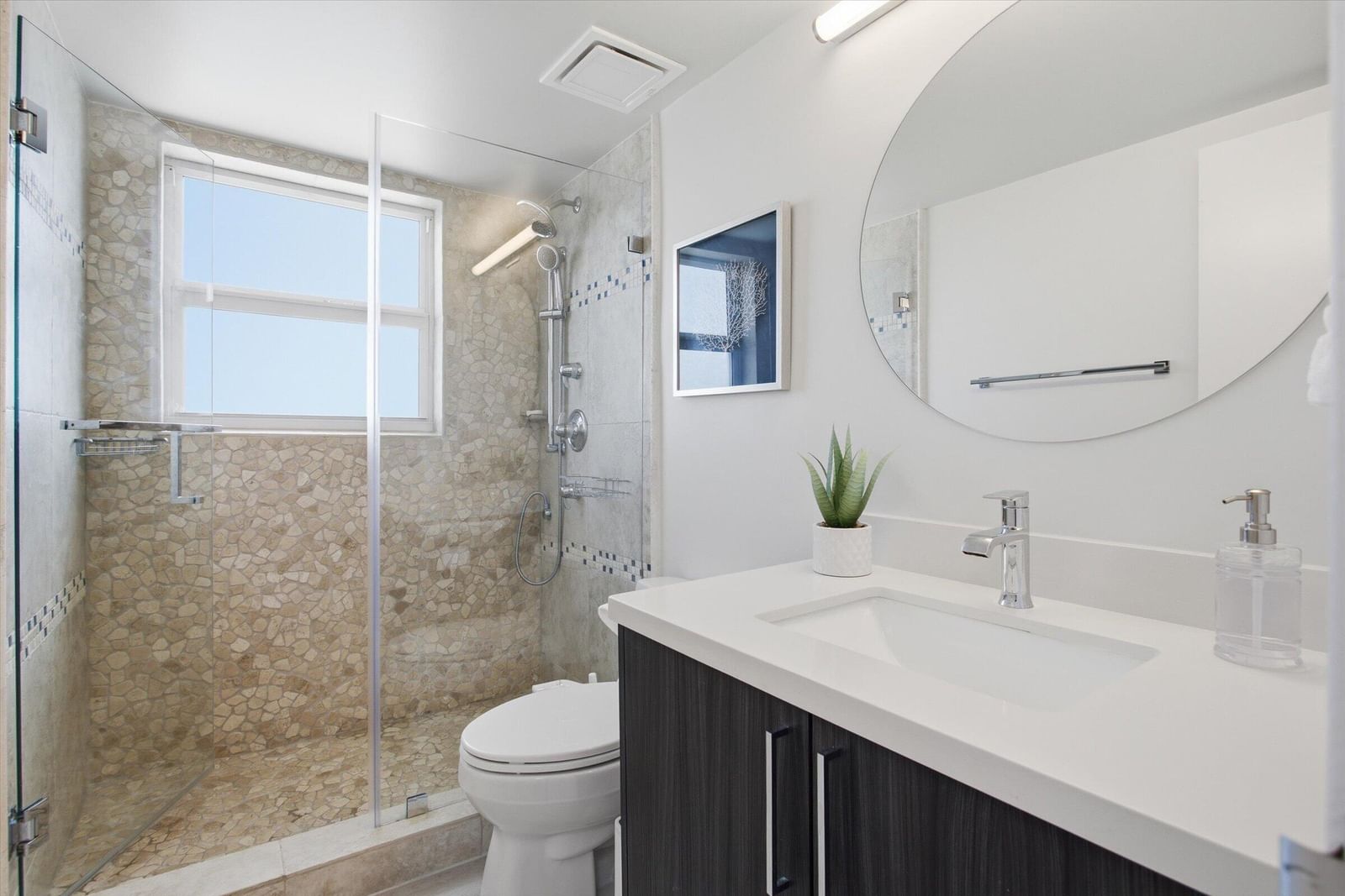 Real estate property located at 4747 Collins #1109, Miami-dade, Mimosa Condo, Miami Beach, FL, US