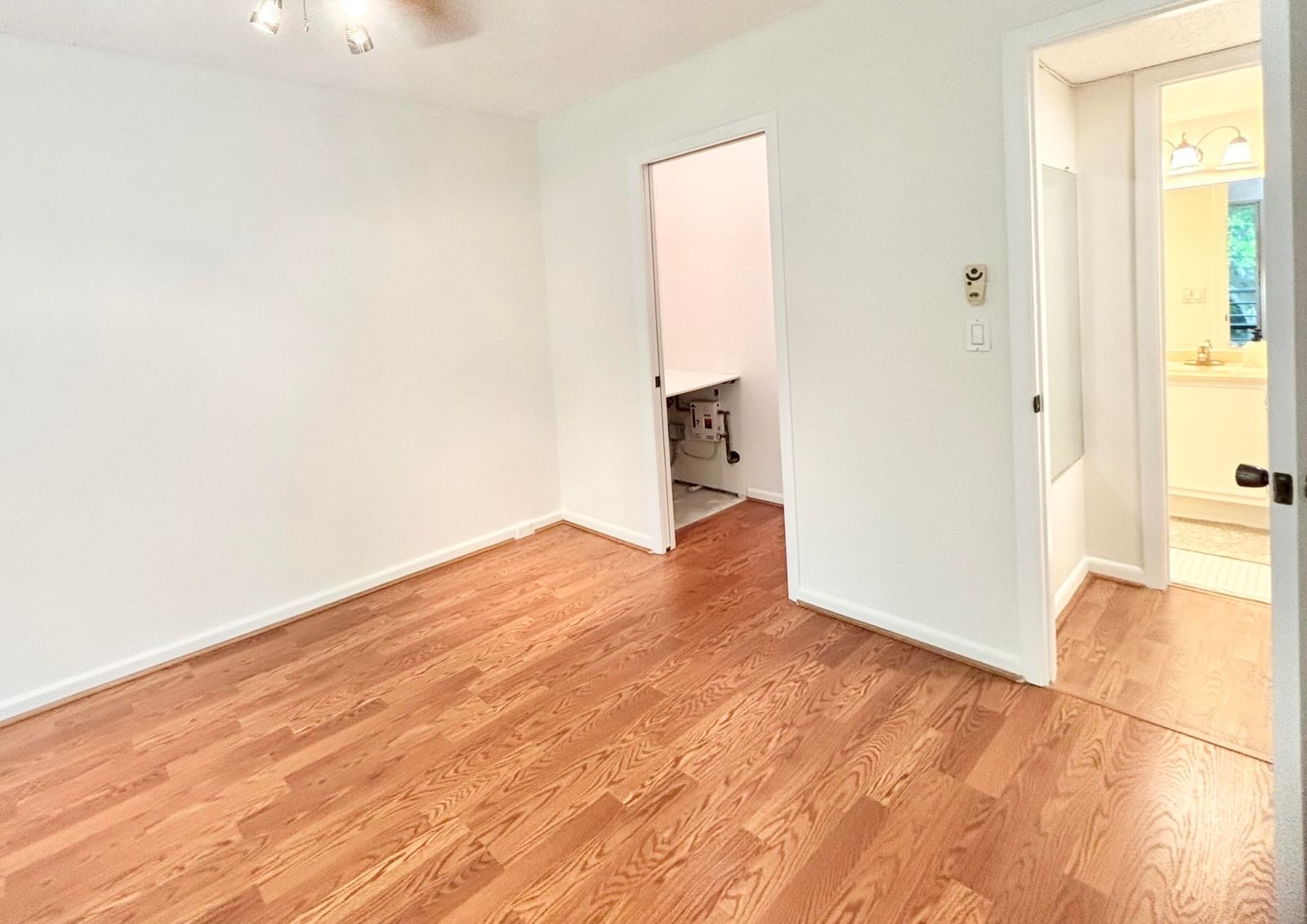 Real estate property located at 2069 Oakridge F Unit 2069, Broward, Oakridge F Condo, Deerfield Beach, FL, US
