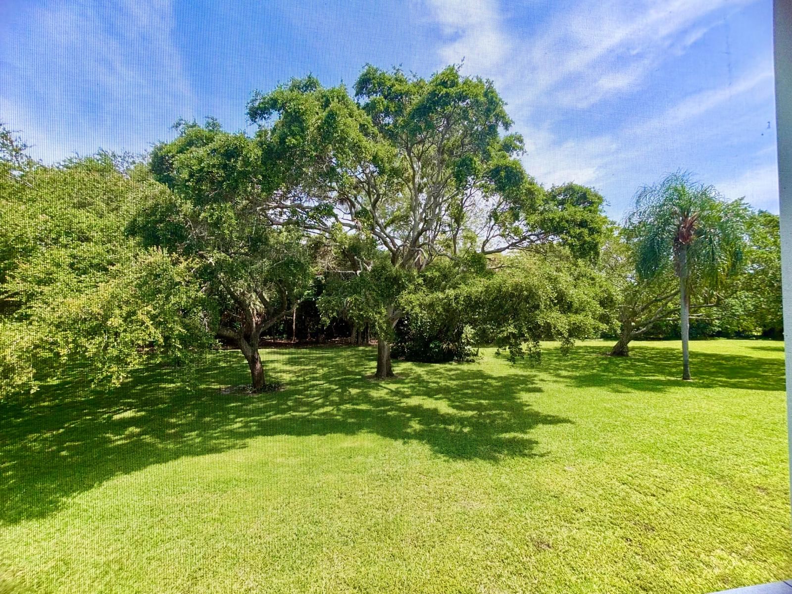 Real estate property located at 2069 Oakridge F Unit 2069, Broward, Oakridge F Condo, Deerfield Beach, FL, US