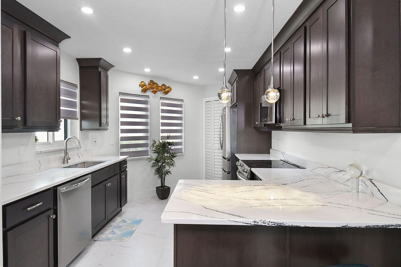 Real estate property located at 2408 Harbour Cove, St Lucie, Coral Cove Beach Section 1, Fort Pierce, FL, US