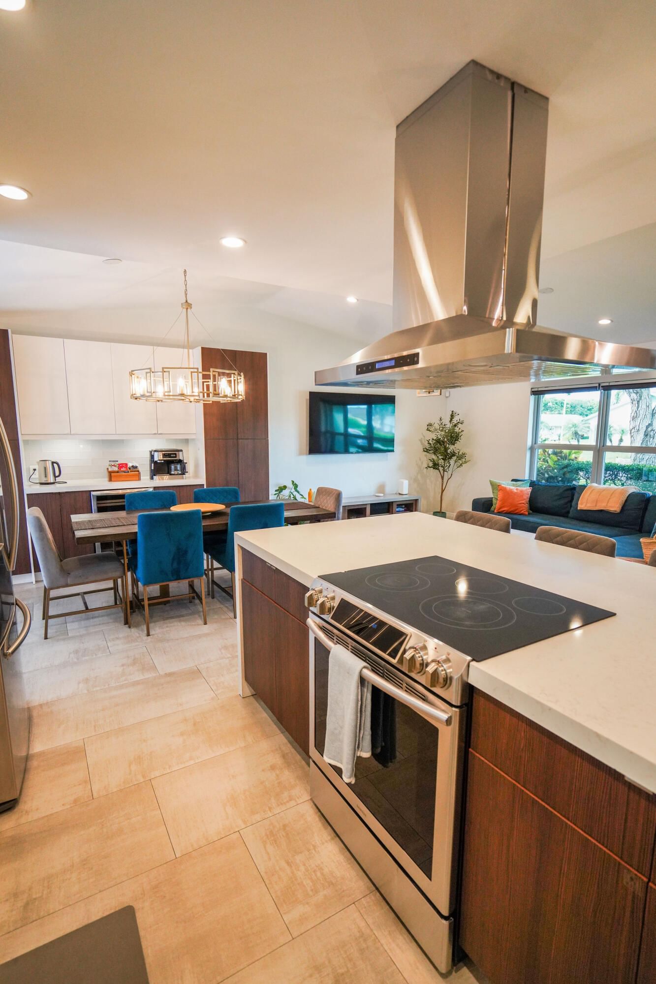 Real estate property located at 2807 13th, Broward, Crystal Heights, Deerfield Beach, FL, US