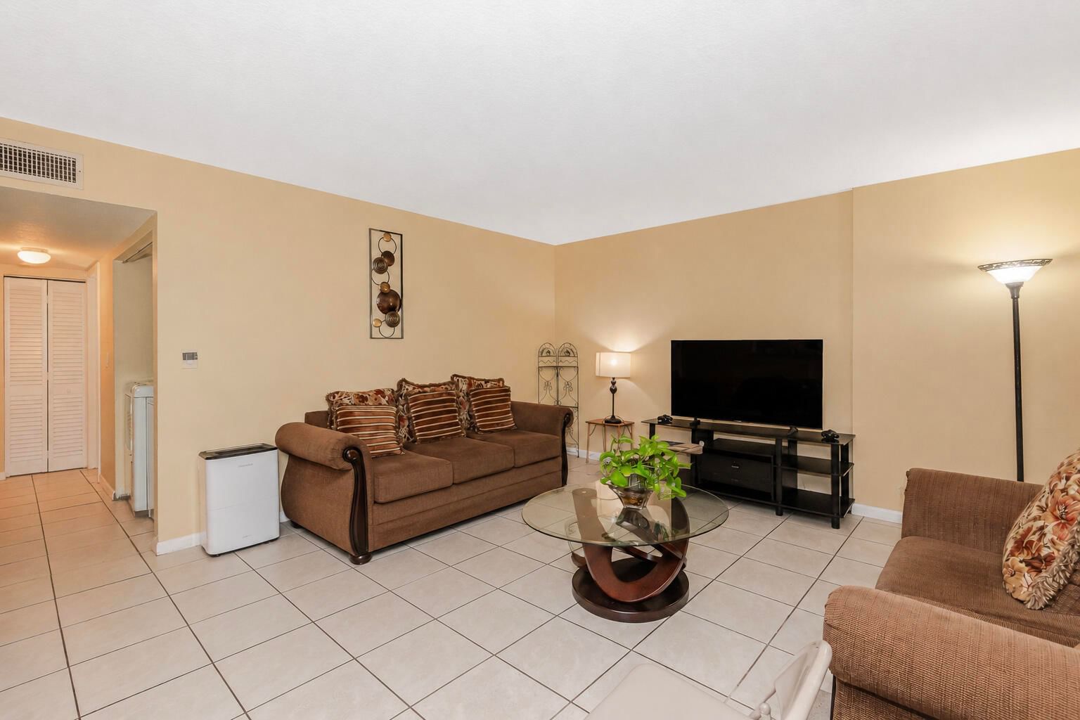 Real estate property located at 4263 115th #4263, Broward, Coral Village Condo, Coral Springs, FL, US
