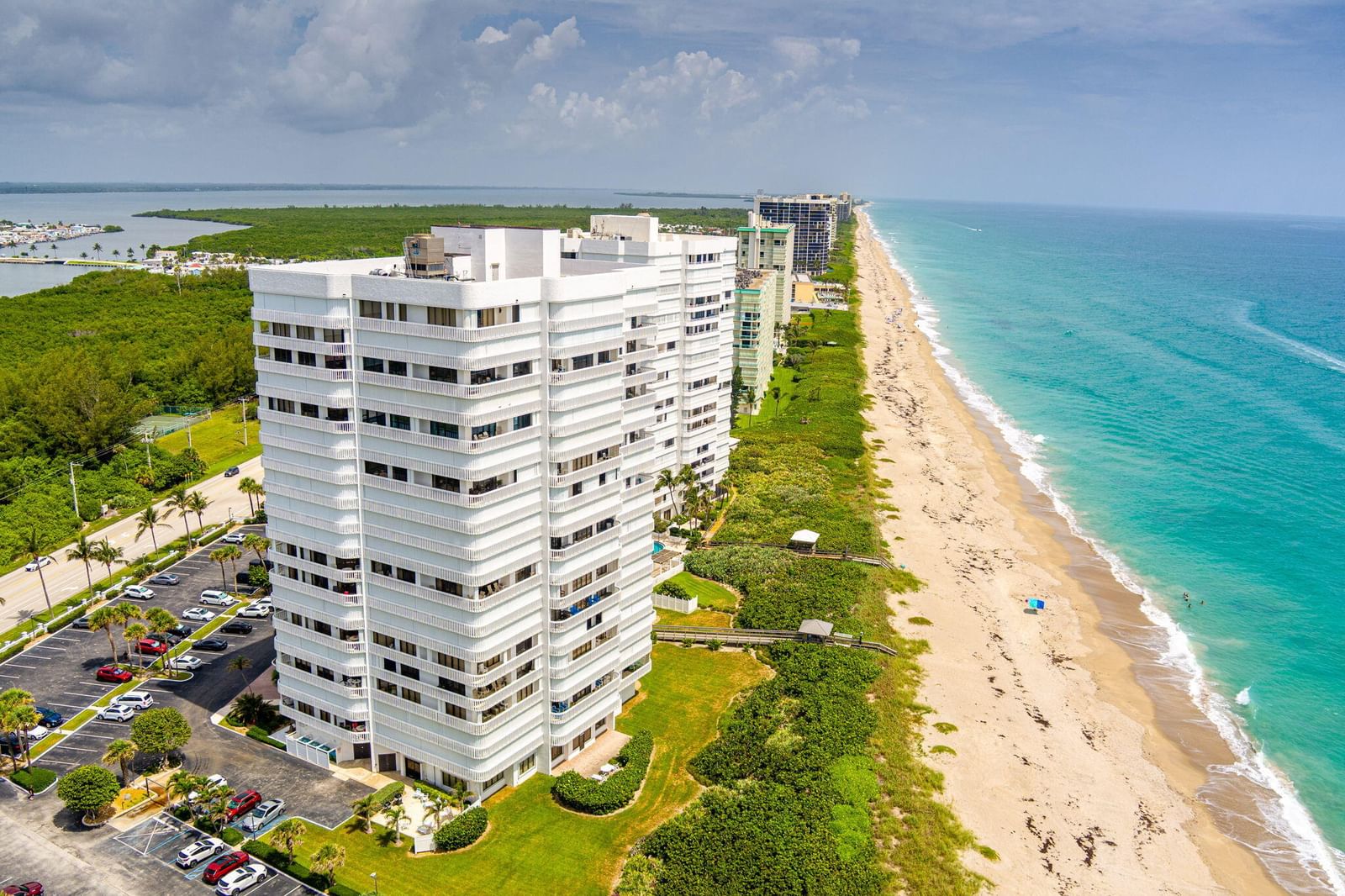 Real estate property located at 9960 Ocean #705, St Lucie, Miramar Ii, The, Jensen Beach, FL, US