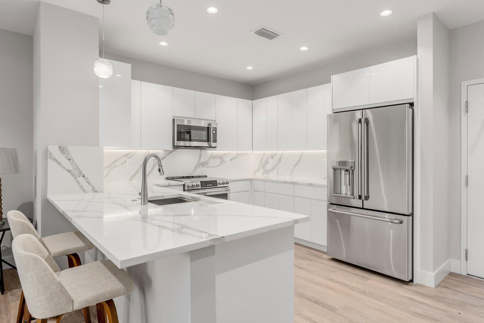 Real estate property located at 41 Seminole #305, Martin, Sailfish Cove Condominium, Stuart, FL, US