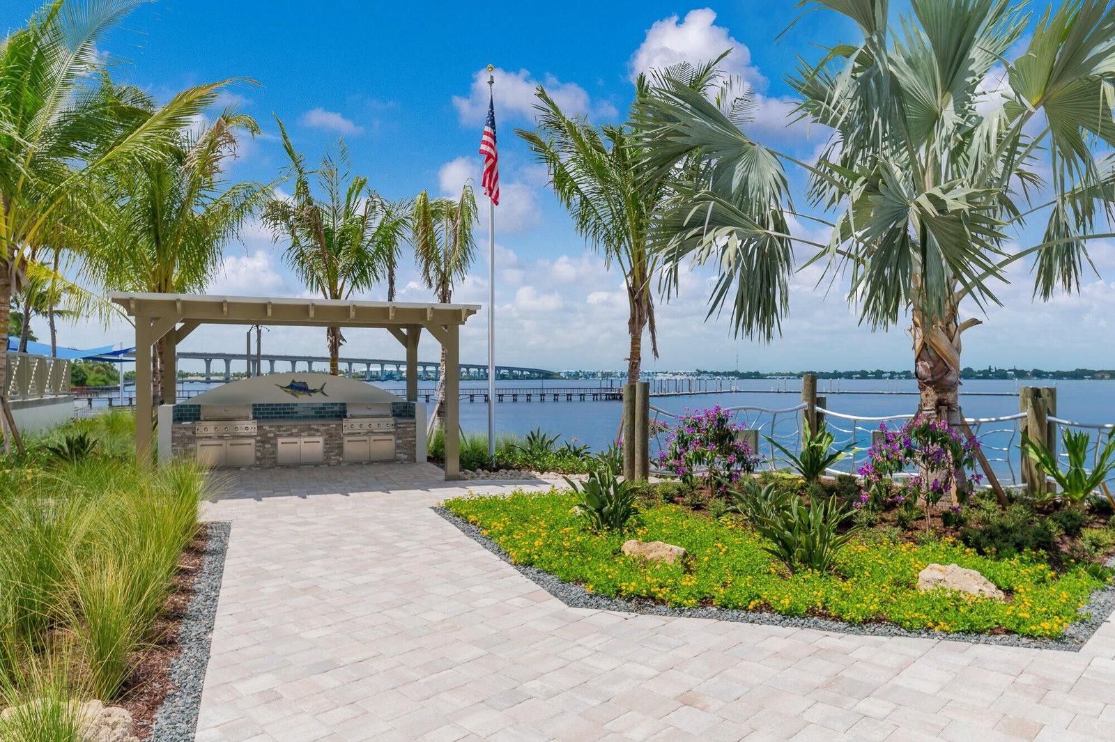 Real estate property located at 41 Seminole #305, Martin, Sailfish Cove Condominium, Stuart, FL, US
