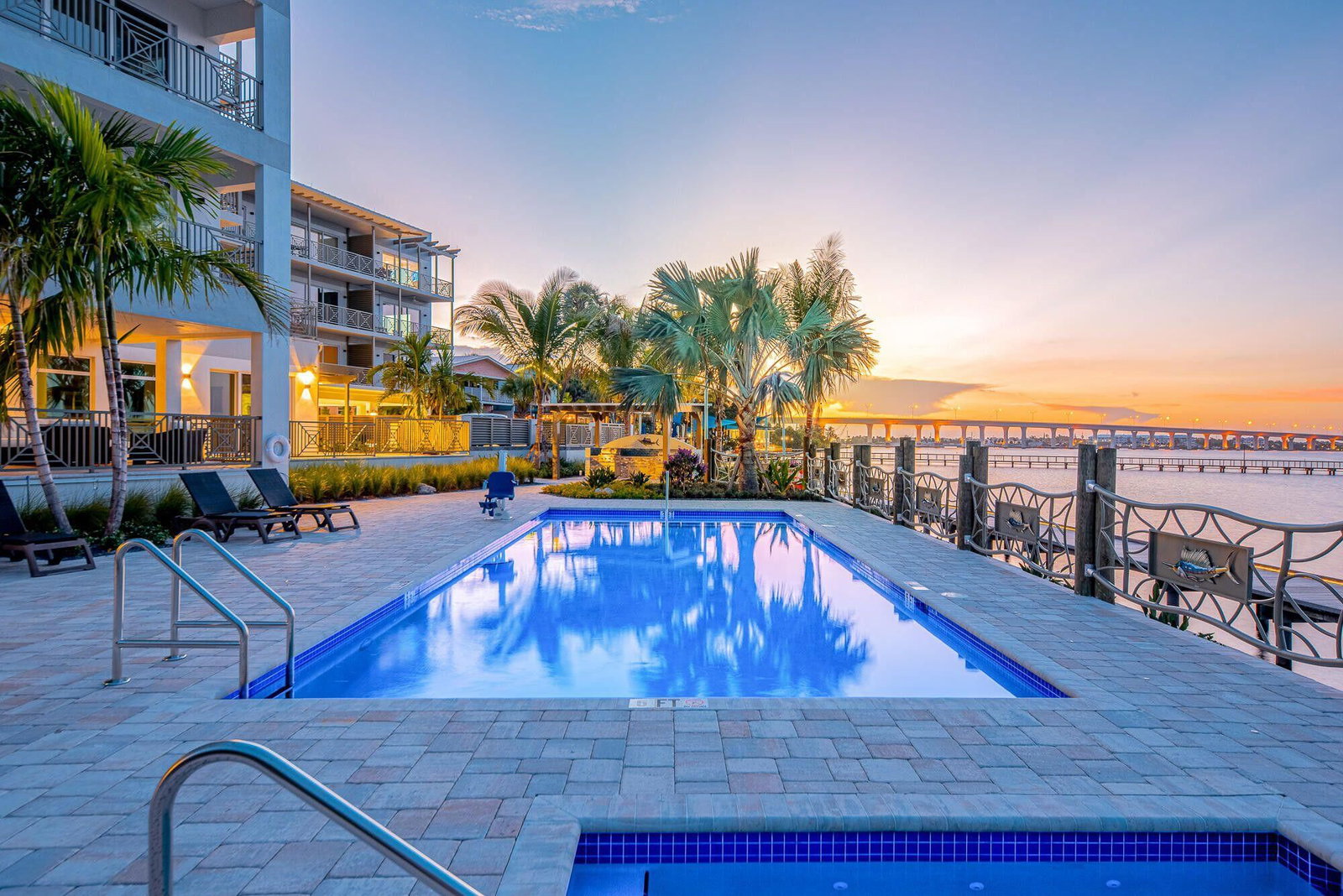 Real estate property located at 41 Seminole #305, Martin, Sailfish Cove Condominium, Stuart, FL, US